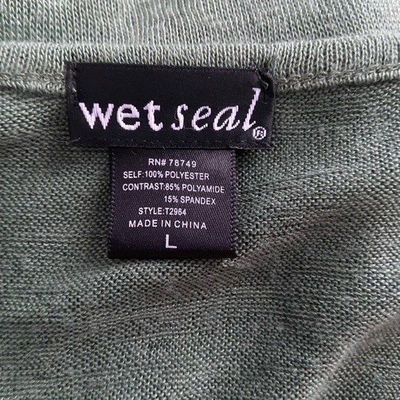 VEUC Olive Green + Lace Lightweight Sweater - Picture 7 of 7